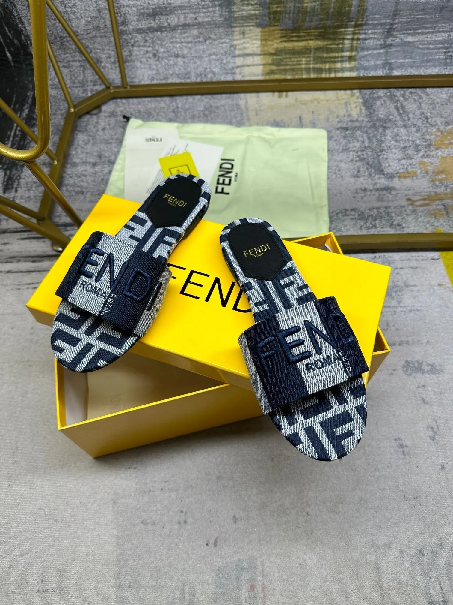 FF 5 Black Blue Grey Canvas Slide