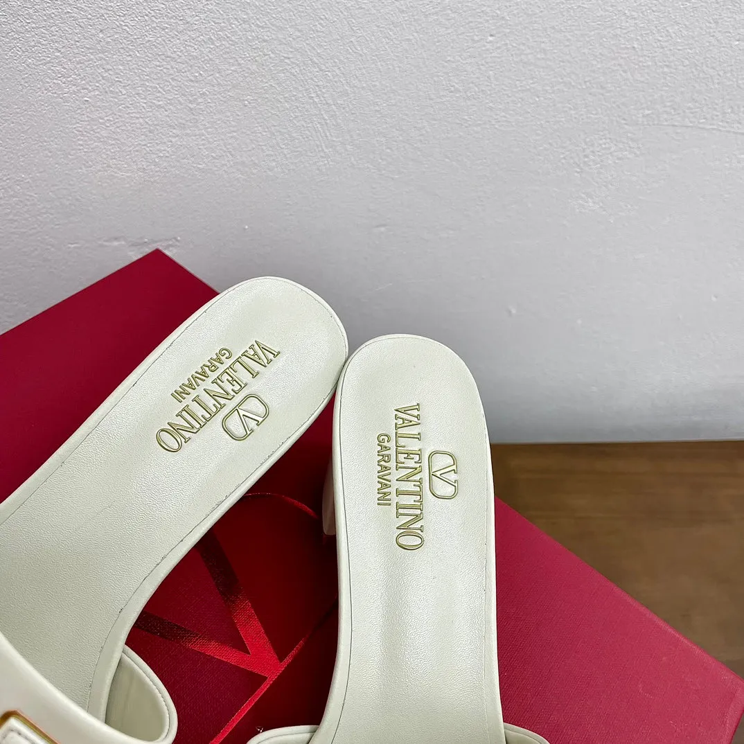 Vlogo Cut-Out 60 Sandal Ivory Calfskin